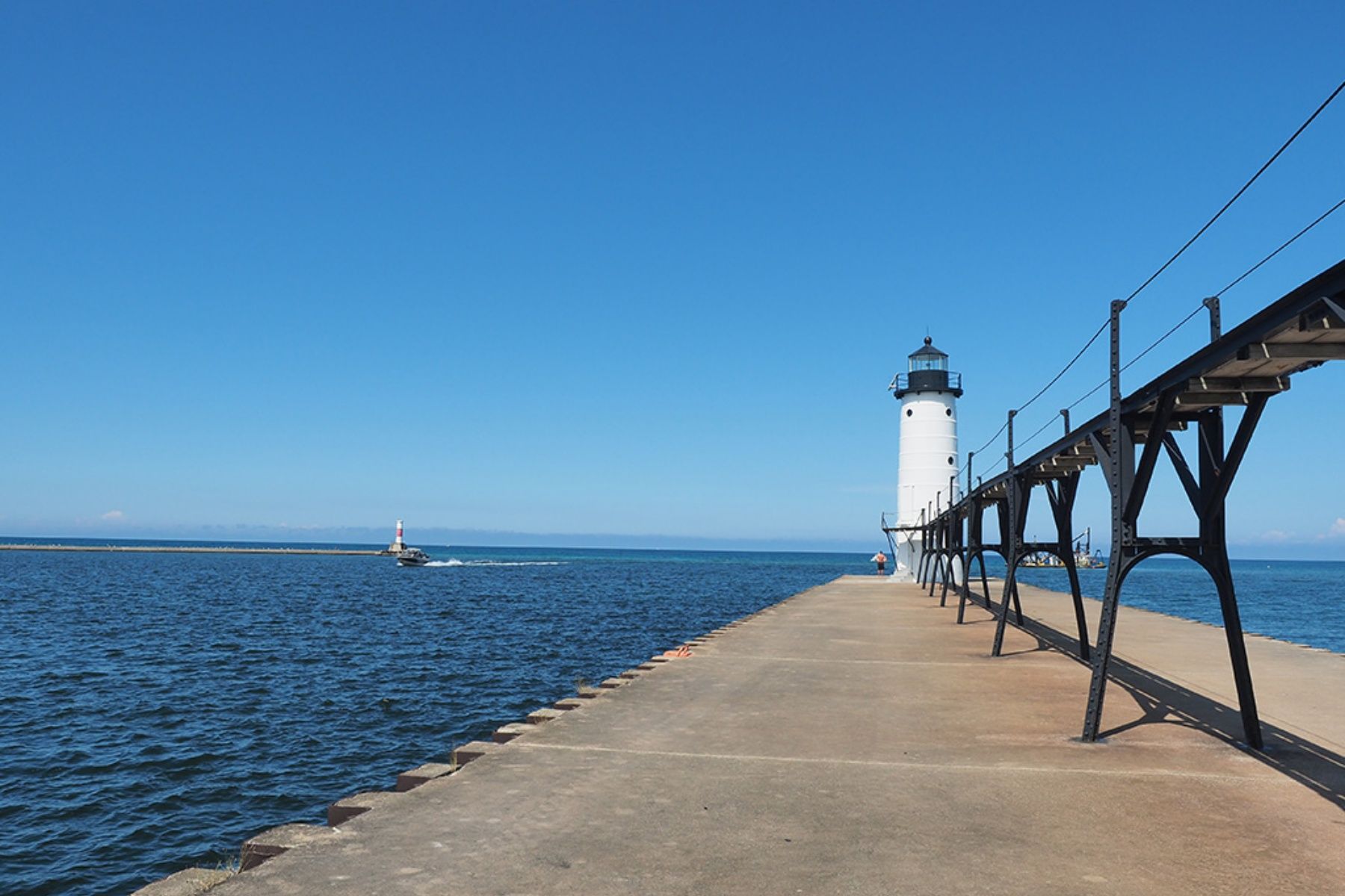 Manistee Hotels/ Motels Places to stay in Manistee Michigan